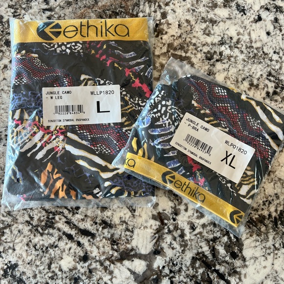 Ethika Jungle Camo Sports Bra and Legging Set - Picture 4 of 6